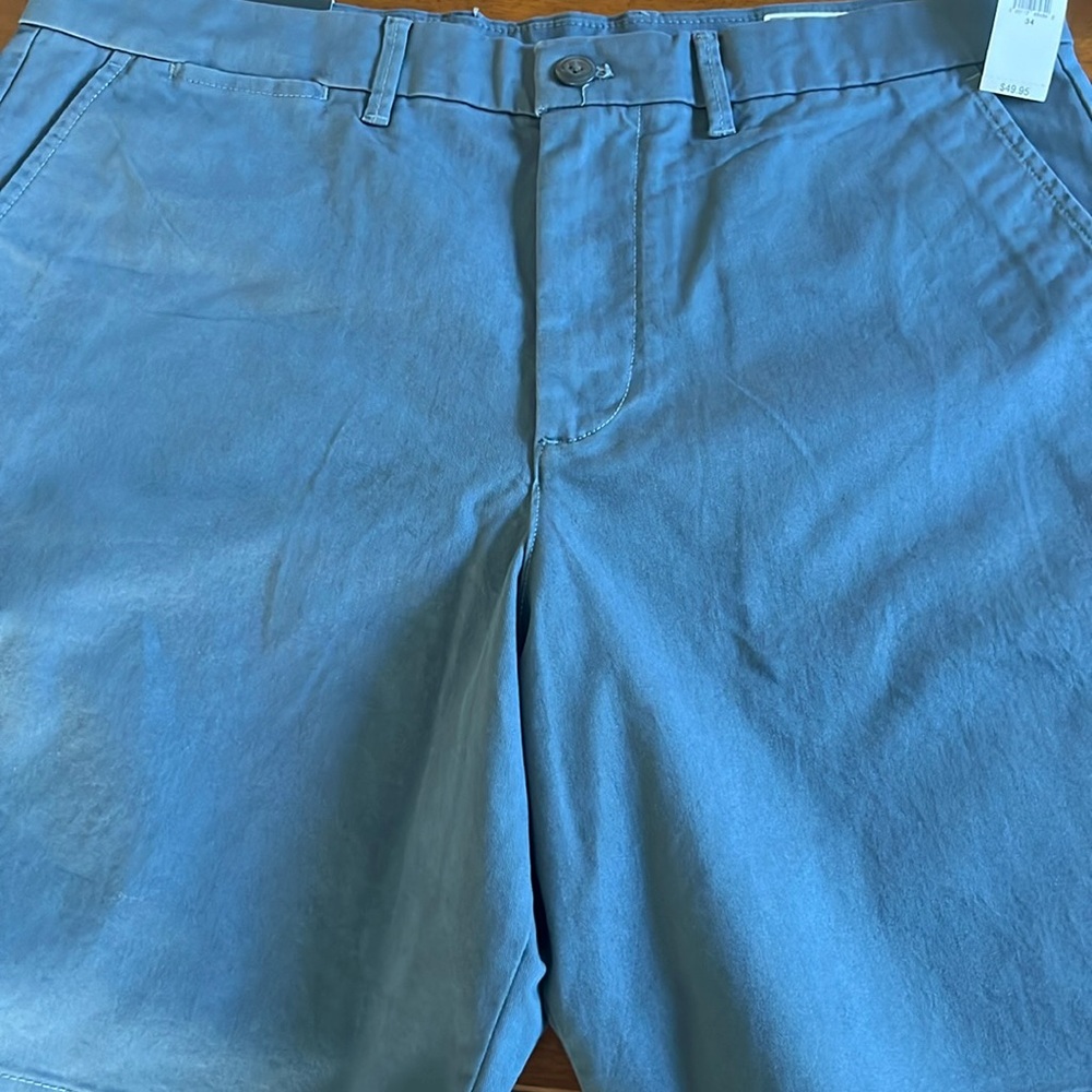 Men’s Gap 8” shorts
